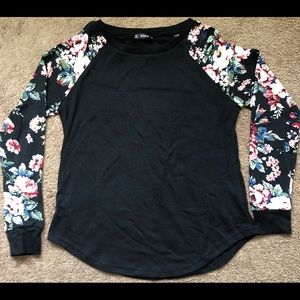 Full sleeve black tshirt
